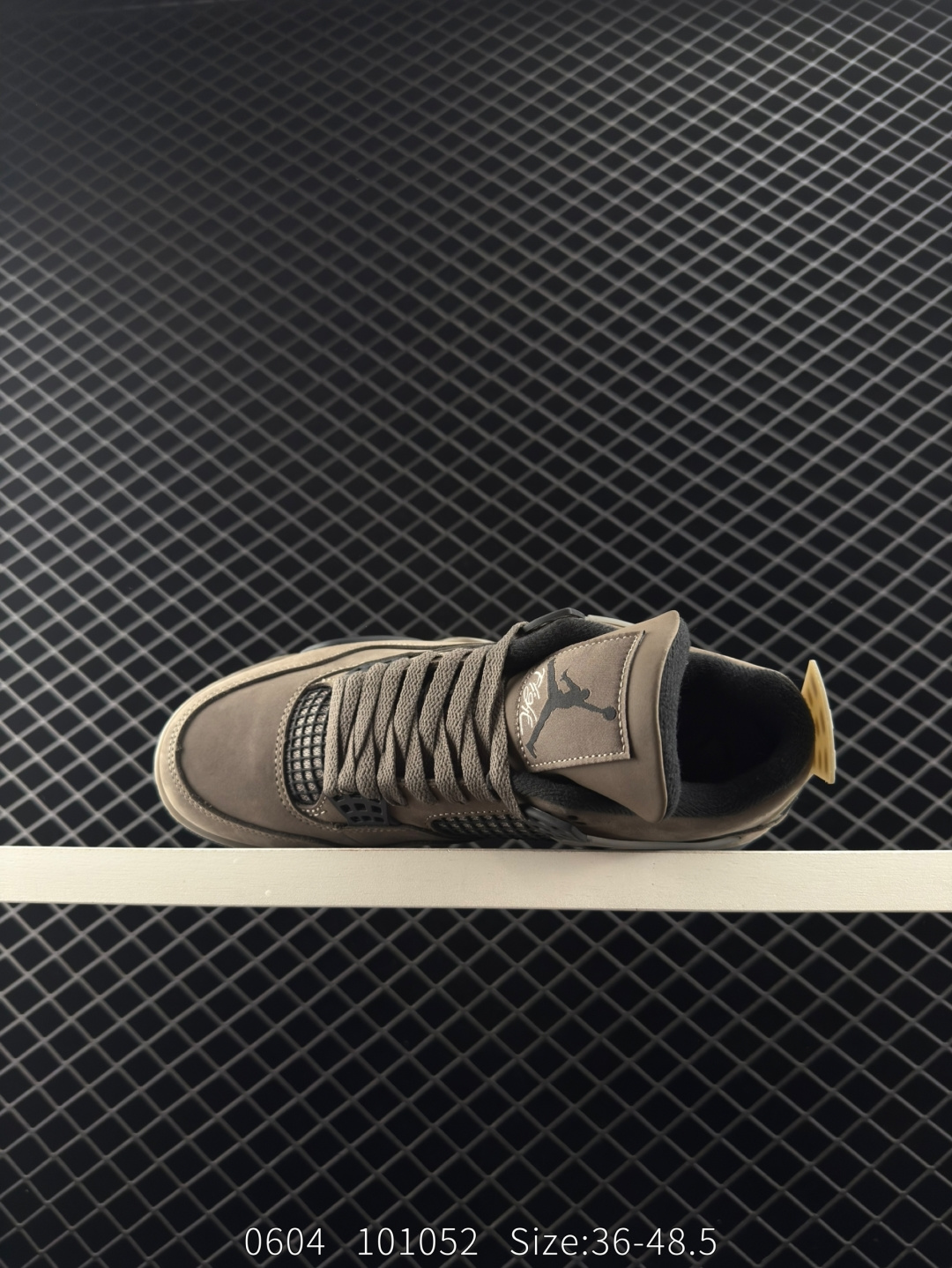 Nike SB x Air Jordan 4 Retro 